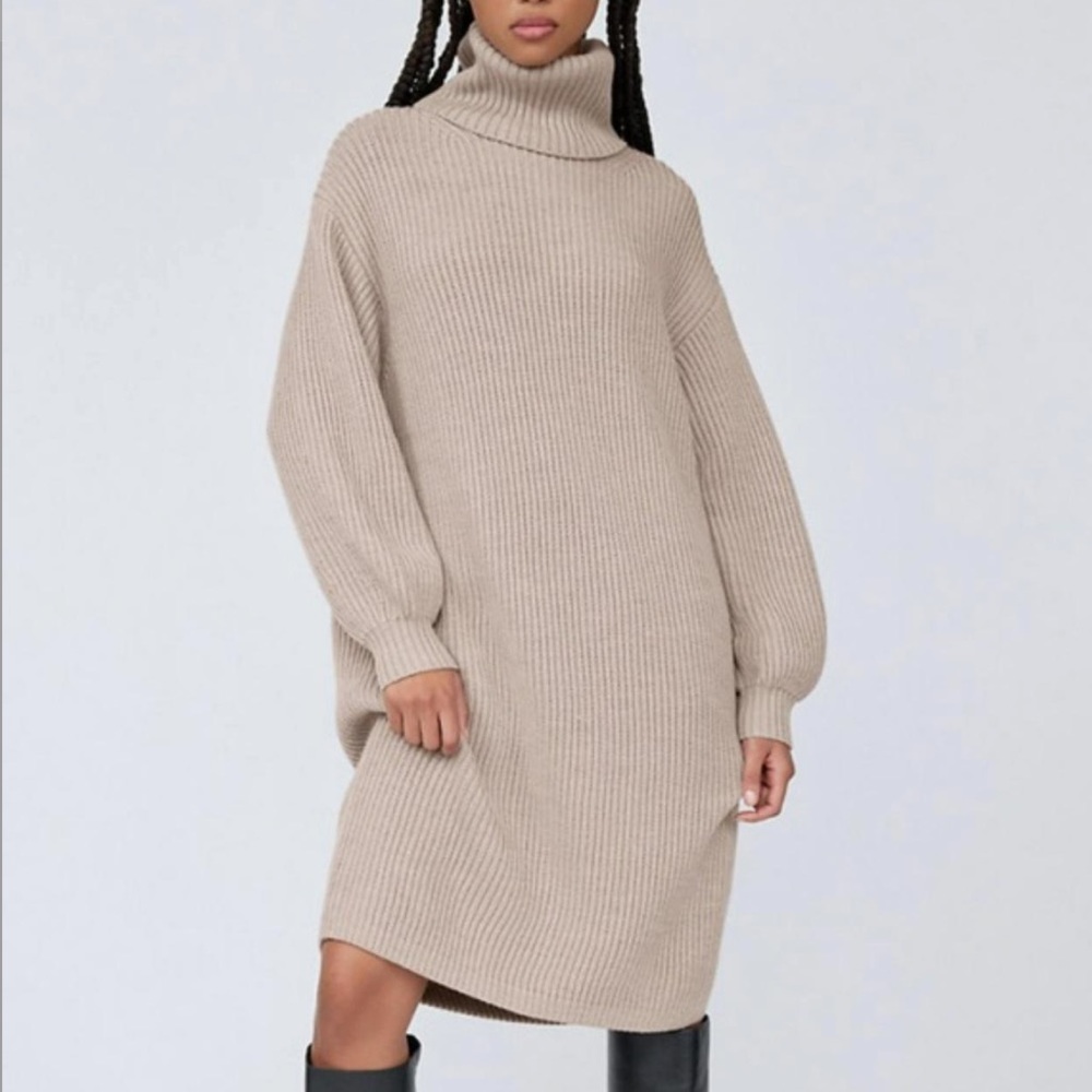 NWT aritzia babaton gather sweater dress xs